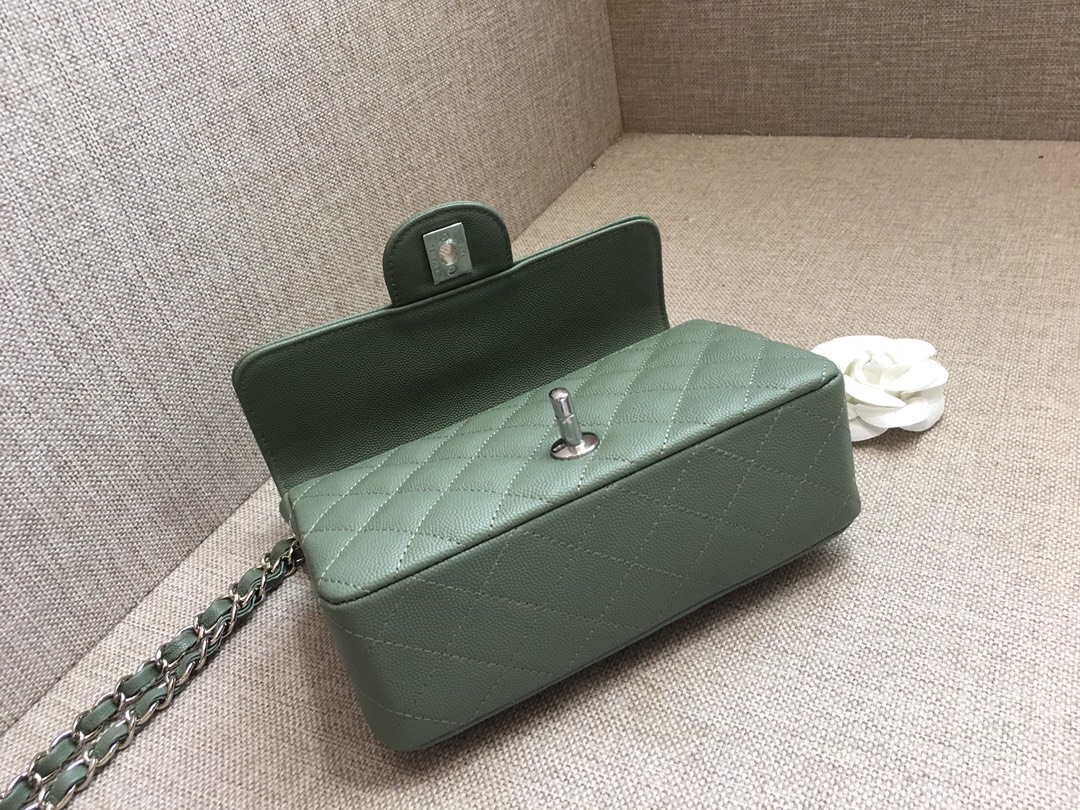 Small Classic Flap Caviar Bag A01116 Dark Green/Silver